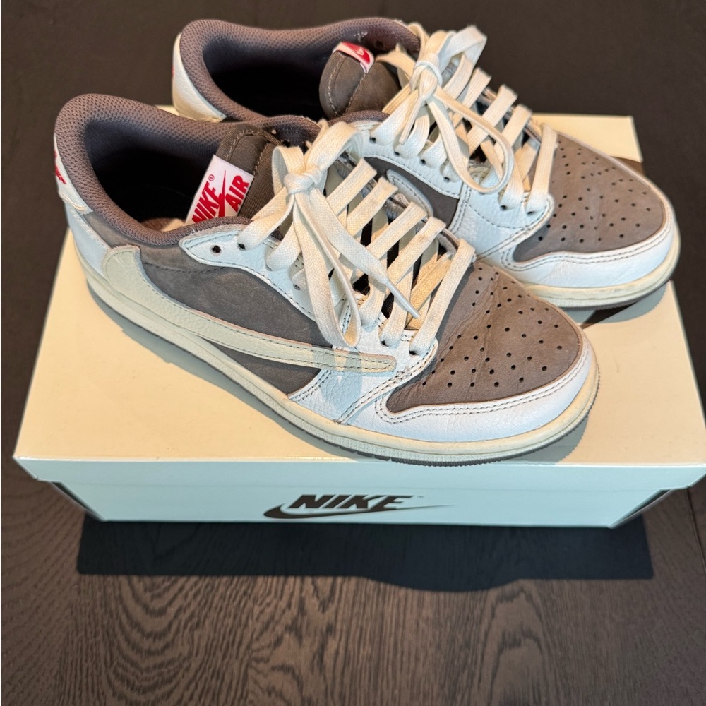 Nike Air Jordan Travis Scott One Low OG SP Reverse Mocha Sneaker USED with box
